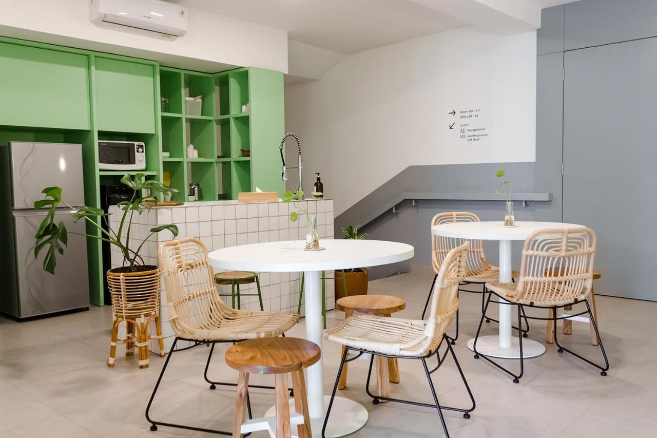 Sanctuary Spaces By Twospaces Jakarta Extérieur photo